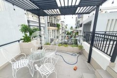 Nhà đẹp mới 100 ô tô vào tận nhà.