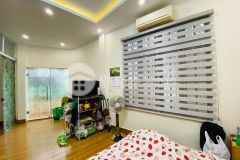 Bán gấp nhà tô vĩnh diện nhà lô góc 2 mặt kinh doanh sầm uất diện tích 50 mét 5 tỷ