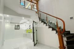 Bán nhà minh khai 40m2 5 tầng 35m ra mặt phố nhà dân xây chắc chắn.