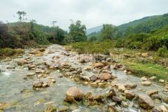 Siêu phẩm 1,2ha ở cuối hạ bám suối. cách dự án sungroup chỉ 2km. giá siêu đầu tư khi mua từ bây giờ