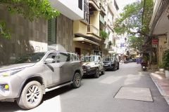 Bán nhà phân lô trung yên ôtô tránh mt rộng kinh doanh. 110mx8txmt 8m. 26,5 tỷ.