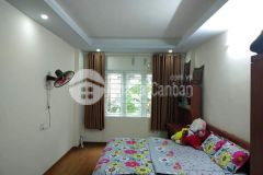 Bán nhà lạc long quân, không có nhà thứ 2, 69m, 6t, 7.1 tỷ.