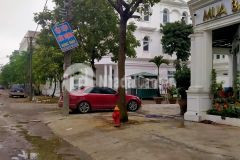 Nhà đại mỗ sát khu đô thị cao cấp của vin 70m, mt 6m giá 5.6 tỷ