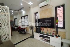 Bán nhà lô góc 4 tầng long biên, gần aoen long biên.