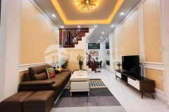 Sos chỉ hơn 8 tỷ quan hoa 60mx4t cách phố chỉ 30m kinh doanh ô tô đỗ.