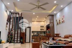Nhà 4 tầng tự xây tại phố bạch mai, quận hai bà trưng sổ đỏ 40m2, 5m ra ô tô tránh, giá 4.95 tỷ