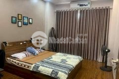 Cần bán căn hộ tập thể tầng 3 tại tập thể văn nghệ sỹ, ngõ núi trúc, 80m giá 2.65 tỷ