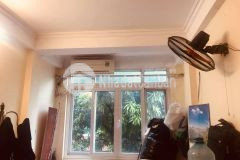 Bán nhà riêng, nhà hẻm tại phố chùa hà, quận cầu giấy, 42m2, giá 7.9 ty, ngõ thông