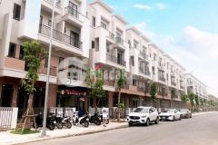 Em cần bán có 1 căn áp góc giá rất tốt. vị trícenta diamond,phù chẩn,tp.từ sơn