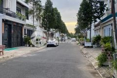 Bán nền có mương hở 4m siêu hiếm và đẹp tại đường số 1 khu dân cư nam long 2 giá 5.1 tỷ.