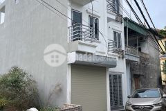 Bán nhà 3 tầng, dt 32m2 ở đông dư, gia lâm, ngõ 4m ô tô thông giá chỉ nhỉnh 2 tỷ