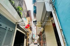 Bán siêu phẩm ô tô đỗ cửa phố đền lừ, về ở ngay chỉ 3.15 tỷ