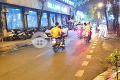 Vị trí hiếm mặt phố phó đức chính ba đình 6t 12xtỷ vỉa hè kinh doanh đỉnh