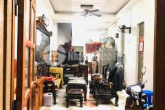 Ban nha khương ha ngo ô tô kinh doanh. 49m2, 4 ty