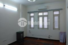 Chân dài ba đình nhỏ mà có võ 16 chỗ cất gọn trong nhà kinh doanh đỉnh cao 32m2 5 tầng 4,6 ty ngõ 1