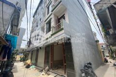 Bán nhà tứ hiệp 40m, 5 tầng sát chợ văn điển tấp nập giá xinh 3,9 tỷ