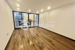 Bán nhà phân lô, dân trí cao, ô tô đỗ cửa,kinh doanh ngõ thông, nhà mới ở ngay phố nguyễn phúc lai.