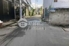 Bán nhà đường số 1 hiệp bình phước, thủ đức khu dân cư vip,ô tô đỗ trong nhà.