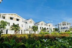 Biệt thự ven sông xây thô 03 lầu giá tốt mỹ tho riverside