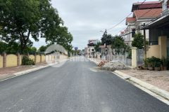 Chu vơ trân cân ban gâp 62m2 truc chinh thôn ngoc đông, đa tôn, kinh doanh.