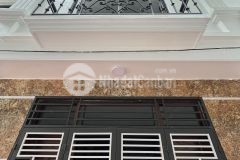 Bán nhà khương hạ, nhà mới, 10m ra phố. dt 40m2 x 5tầng. giá 4.6 tỷ.