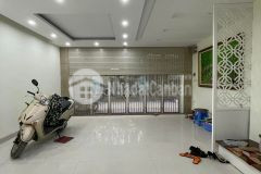 Bán nhà xuân đỉnh 40m2 5 tầng mt 5m phân lô lô góc ô tô hơn 3 tỷ