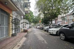 Mặt phố trung tâm mỗ lao, hà đông, 80m, mặt tiền 5.5 m, thang máy, vỉa hè kinh doanh