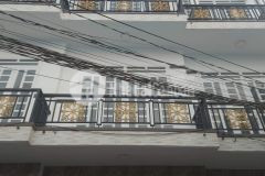 Bán nhà 1 trệt 2 lầu tại cần giuộc long an, 48m2, shr, 2.4 tỷ. lh0377585696