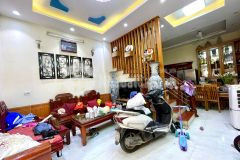 Bán gấp nhà đẹp nguyễn quý đức 50m2 mt3.8m giá 4.5tỷ