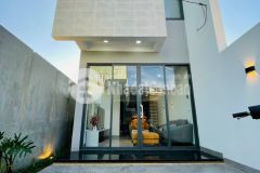 Chính chủ bán căn nhà 1 trệt 1 lầu sân oto 4,8x17m giá 3,2 tỷ thương lượng