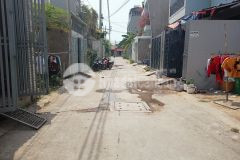 Nhà có 2 căn cho thuê đường 1 đường lò lu, trường thạnh, quận 9, dt 90m2 4.9 tỷ tl.