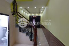 Cho thuê nhà phố đầm trấu 50m2 x 5 tầng, nhà mới sửa đẹp và thoáng giá 15tr