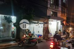 Cần bán nhà c4 ngõ 20 mỹ đình,ô tô,kinh doanh,68m,4.5m,giá chỉ 8.8 tỷ.lh hải cg 0966866250