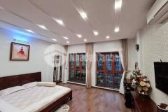 Bán nhà phố hoàng cầu, 65m2, 5 tầng, mt4.5m, lô góc, kinh doanh, 14.5 tỷ