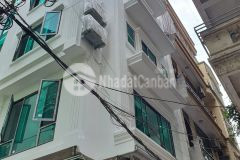 Chủ cần bán nhà mới, khu hiếm nhà bán, phố hoàng quốc việt, 50m2, 7t, thang máy, lô góc, ô tô tránh,