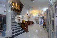 Cần bán gấp nhà thiết kế như châu âu hxh, 3 tầng, 64m2, phạm hữu lầu, p.phú mỹ, q.7, giá chỉ 4.6 tỷ.