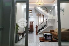Bán gấp nhà hxh nguyễn đình chiểu, q.3, dt 45m, giá 15.2 tỷ.