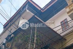 Bán đất tặng nhà hoàng quốc việt 70m 4t 10,6m p.lô ô tô đỗ cửa. kd vp.