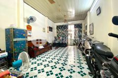 Bán nhà lâu năm 1 sẹc lạc long quân 42m2 giá 4,4 tỷ