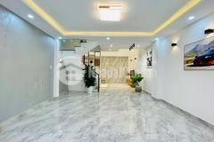 Ở làm văn phòng bán nhà 3 tầng cmt8, q3, 72m2 5.3x13.6m, 9 tỷ