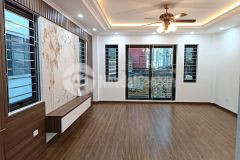 Hạ 1 tỷ bán gấp nhà thành công, quận ba đình 66m2 vỉa hè ô tô tránh 2 thoáng trước sau