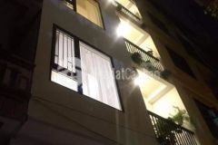 Bán nhà mặt phố đường hoa bằng cầu giấy,34m2,10.5 tỷ,lô góc