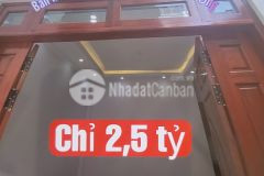 Bán nhà gần may 10 sài đồng 2,5 tỷ.