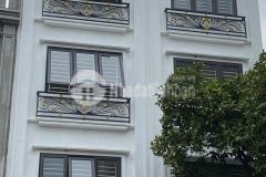 Cầu diễn,gần phố,nhà mới, 42m2,5 tầng,mt 4m,chỉ 3,9 tỷ