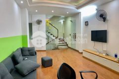 Bán nhà phố nguyễn văn huyên, cách nhà ra mặt phố. gần 40m2x6txmt 4,6m chỉ 7 tỷ.