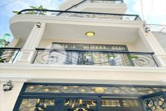 Nhà đẹp hxh bạch đằng dt4.2 x 15m giá chỉ 10,4 tỷ