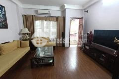 Giáp nhị 4 tầng đẹp ở ngay gần phố hoàng mai