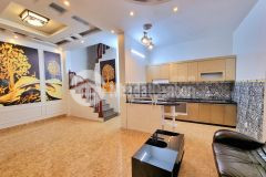 Phân lô ô tô đỗ cổng nhà mới ở luôn tầm tiền hợp lí không có căn thứ 2