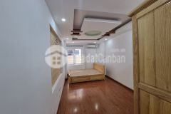 Bán nhà phạm văn đồng, cầu giấy. dt30m x5t, mt 3,5m. giá. 3,85 tỷ.