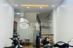 Bán nhà ngõ đường giáp bát, 44m2, 5 tầng, giá 3.9 tỷ.